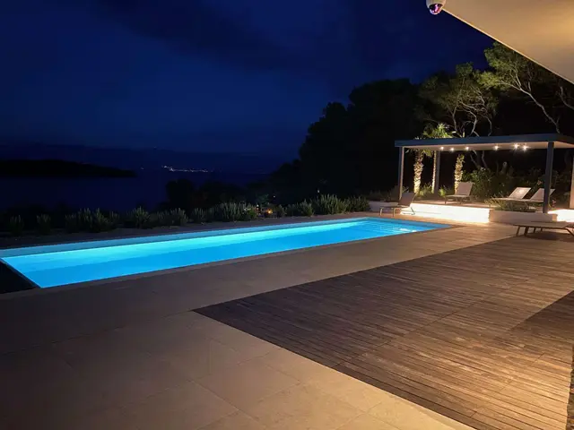 Bazen Vrboska - otok Hvar